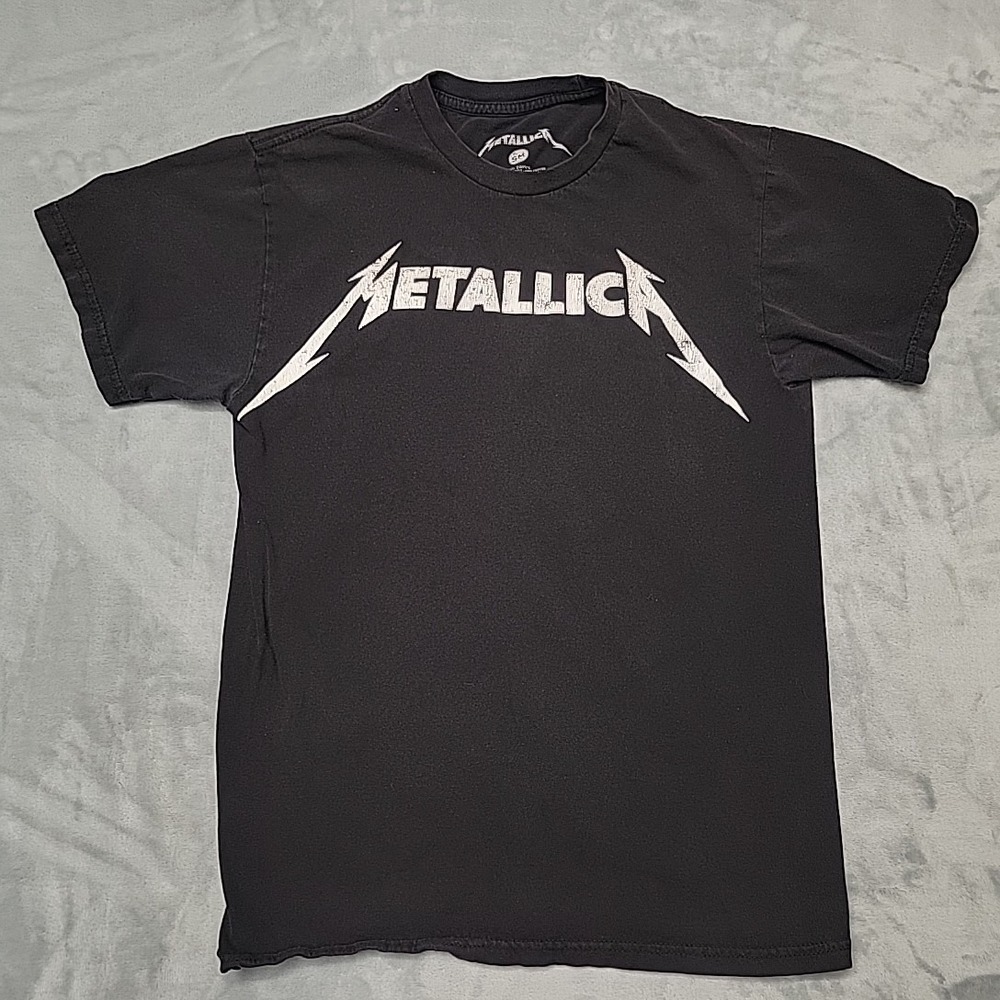 Metallica Shirt Mens Small Black Graphic Rock Band Concert Heavy Metal Music TEE